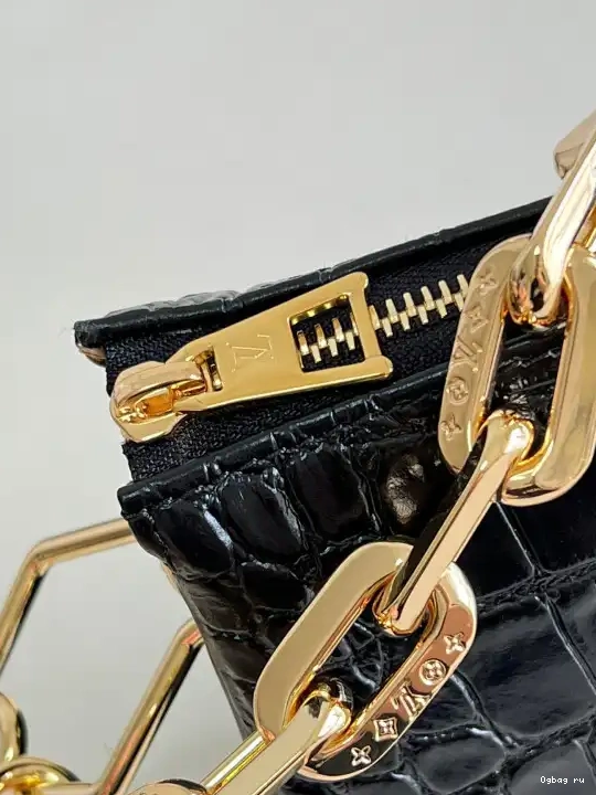 VUITTON LOUIS COUSSIN PM 0622